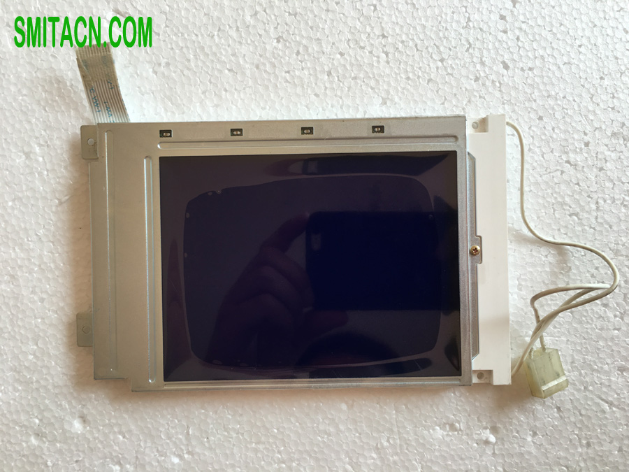 Sharp LM32007T LCD display panel