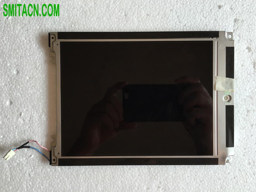 Sharp LM8V30 LCD display panel